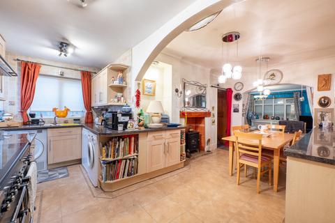 undefined, Carshalton Park Road, Carshalton SM5