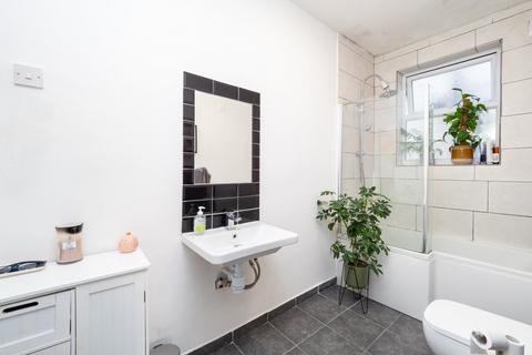undefined, Egmont Road, Surrey SM2
