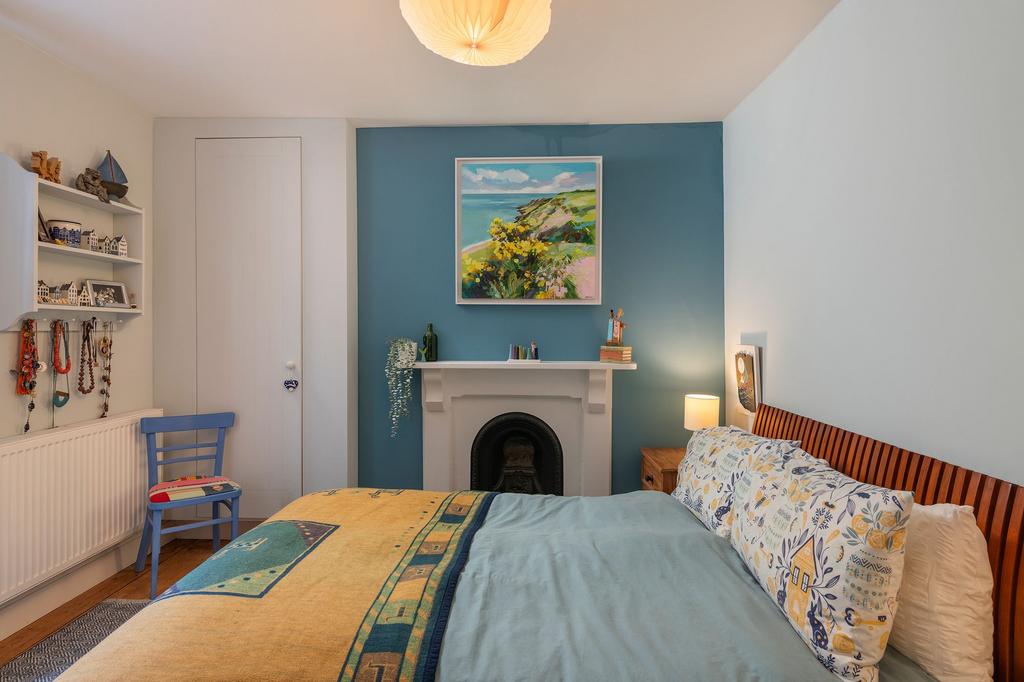  Duffryn House, 28 South Ford Road, Dartmouth
