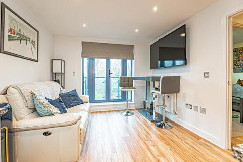 2 bedroom flat for sale - Brook Street, Tring