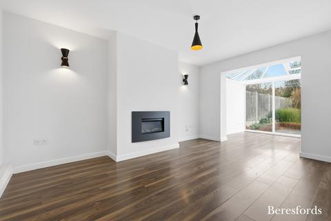 3 bedroom bungalow for sale, Long Ridings Avenue, Hutton, CM13