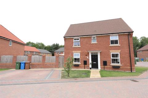 3 bedroom semi-detached house for sale, Waudby Close, Hessle
