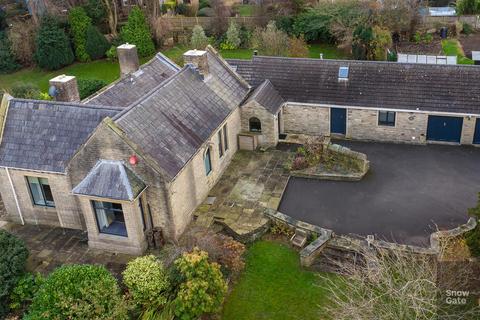 5 bedroom detached house for sale - St Georges Road, Holmfirth HD9