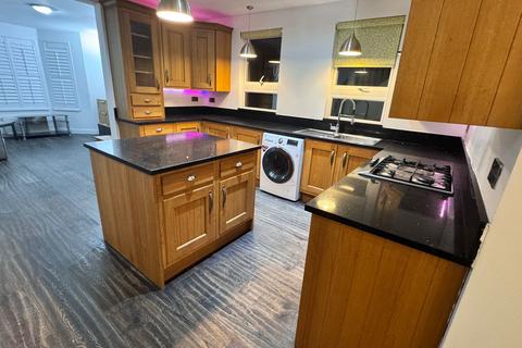 1 bedroom in a house share to rent, Norton Road, Uxbridge UB8