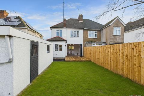 undefined, Cleeve View Road, Cheltenham GL52