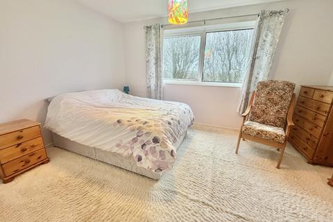 2 bedroom flat for sale, Waverley Road, Weymouth