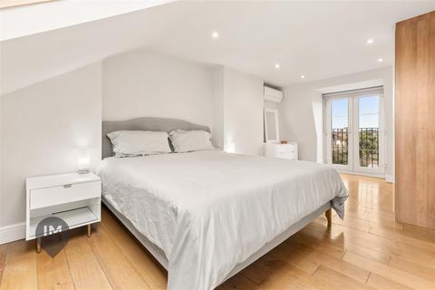 4 bedroom house for sale, Brookwood Rd, London