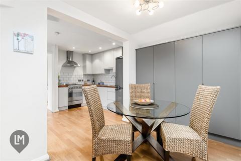 2 bedroom maisonette for sale, Holm Oak Close, London