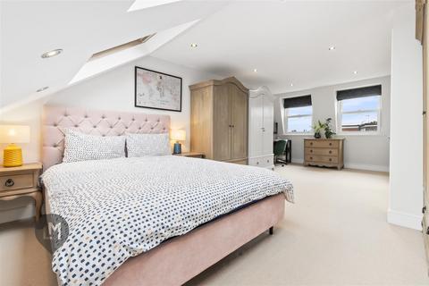 2 bedroom flat for sale, Revelstoke Road, London