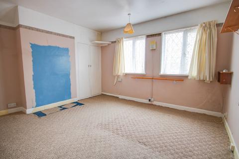 3 bedroom detached house for sale, BITTERNE! NO FORWARD CHAIN! TWO RECEPTIONS! GARAGE!