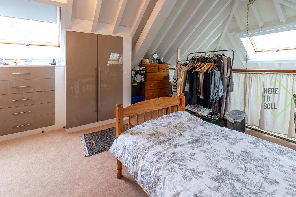 29 Oak Hill, Woodford Green, IG8 9 NX-20