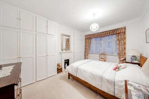 4 bedroom terraced house for sale, Merton Road, London, SW18