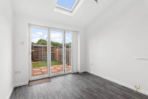 2 bedroom terraced house for sale, Briar Close, Evesham WR11