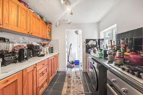 2 bedroom end of terrace house for sale, Carmarthen Street, Gloucester GL1