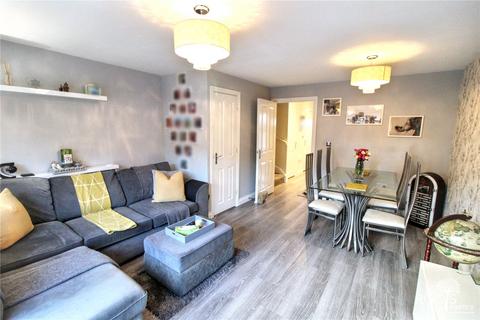 3 bedroom end of terrace house for sale, Urquhart Road, Berkshire RG19