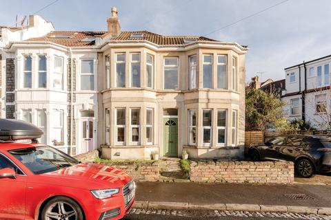 3 bedroom end of terrace house for sale - Bristol BS7