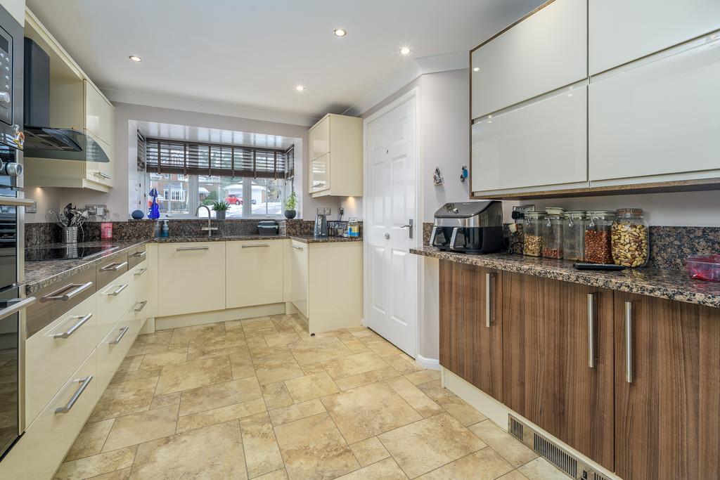 Kitchen-4