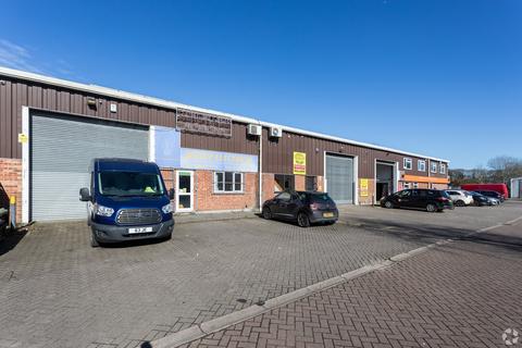 Warehouse to rent, Revenge Rd Chatham ME5 8UD