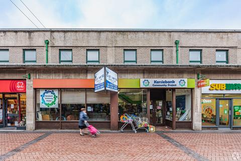 Retail property (high street) to rent, 42-48 La Porte Precinct Grangemouth FK3 8BG