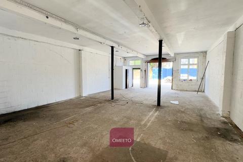 Warehouse to rent, 92 Meadow Road Nottingham NG4 2FR