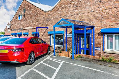 Warehouse to rent, Station Ln Birtley DH3 1QT