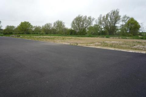 Industrial development to rent, Maidstone Rd Headcorn TN27 9PJ
