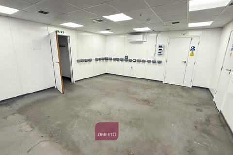 Industrial development to rent, Trent Ln Castle Donington DE74 2PY