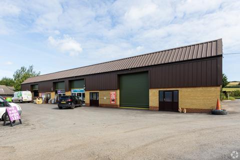 Warehouse to rent - Ashford Rd Lenham ME17 2GQ