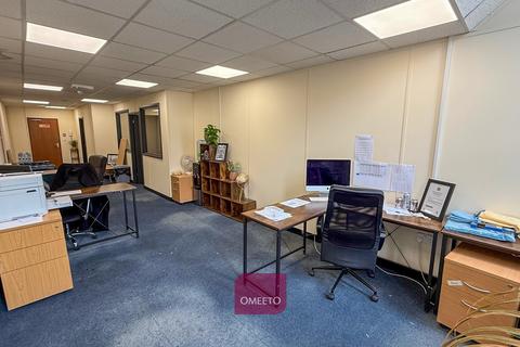Office to rent - Wellington St Ripley DE5 3EH