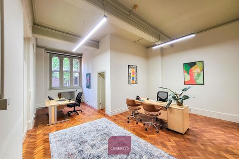 Office to rent - 18-22 St Peters Chur Derby DE1 1NN