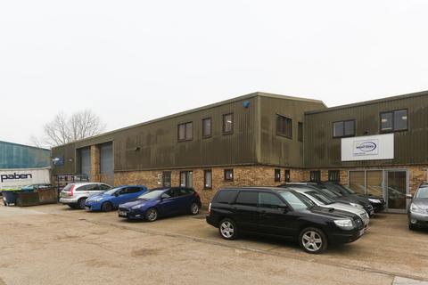 Warehouse to rent - Pattenden Ln Tonbridge TN12 9QJ
