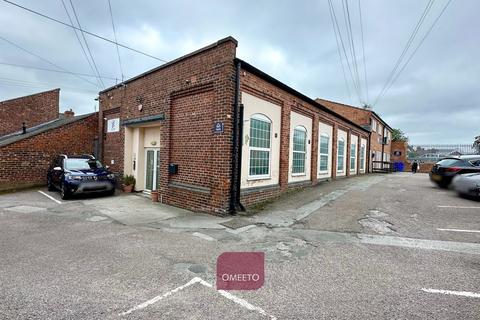 Office to rent, Wellington St Ripley DE5 3EH
