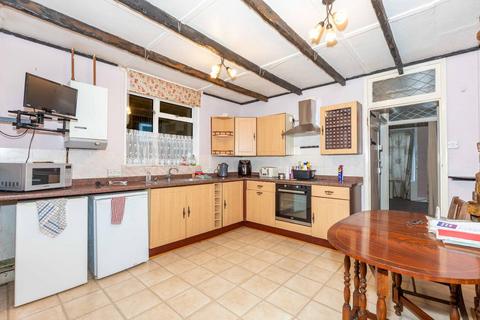 2 bedroom detached bungalow for sale, Sompting Road, Lancing