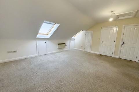 1 bedroom apartment to rent, Lent Rise Road, Burnham, Slough, Buckinghamshire, SL1