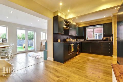 3 bedroom semi-detached house for sale, Highfields Road, Kexborough