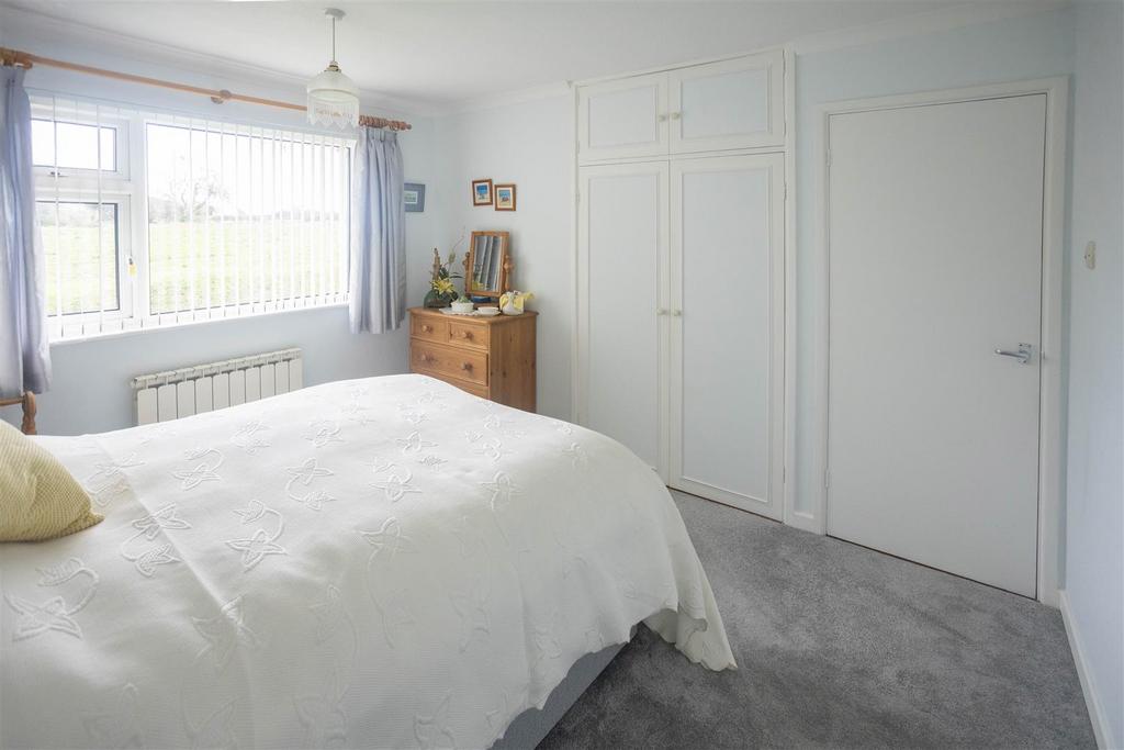 Bedroom2 1.jpg