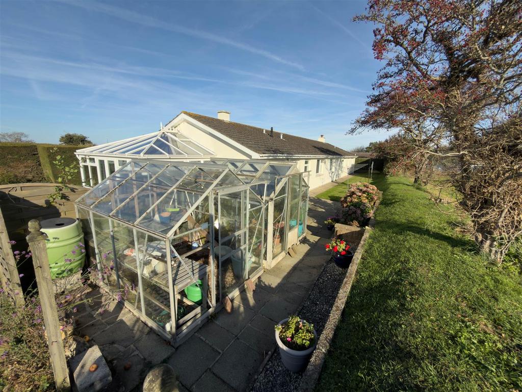 Green House.jpg