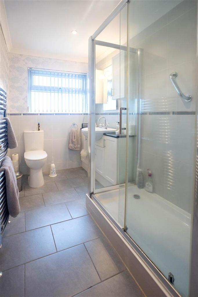 Bathroom .jpg