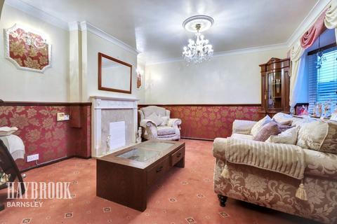 3 bedroom semi-detached house for sale, Newsome Avenue, Wombwell