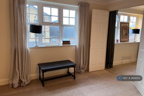 undefined, Princes Place, Luton, LU2