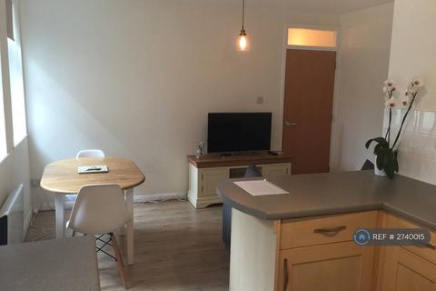 2 bedroom flat to rent, Pearl House, Worcester, WR1