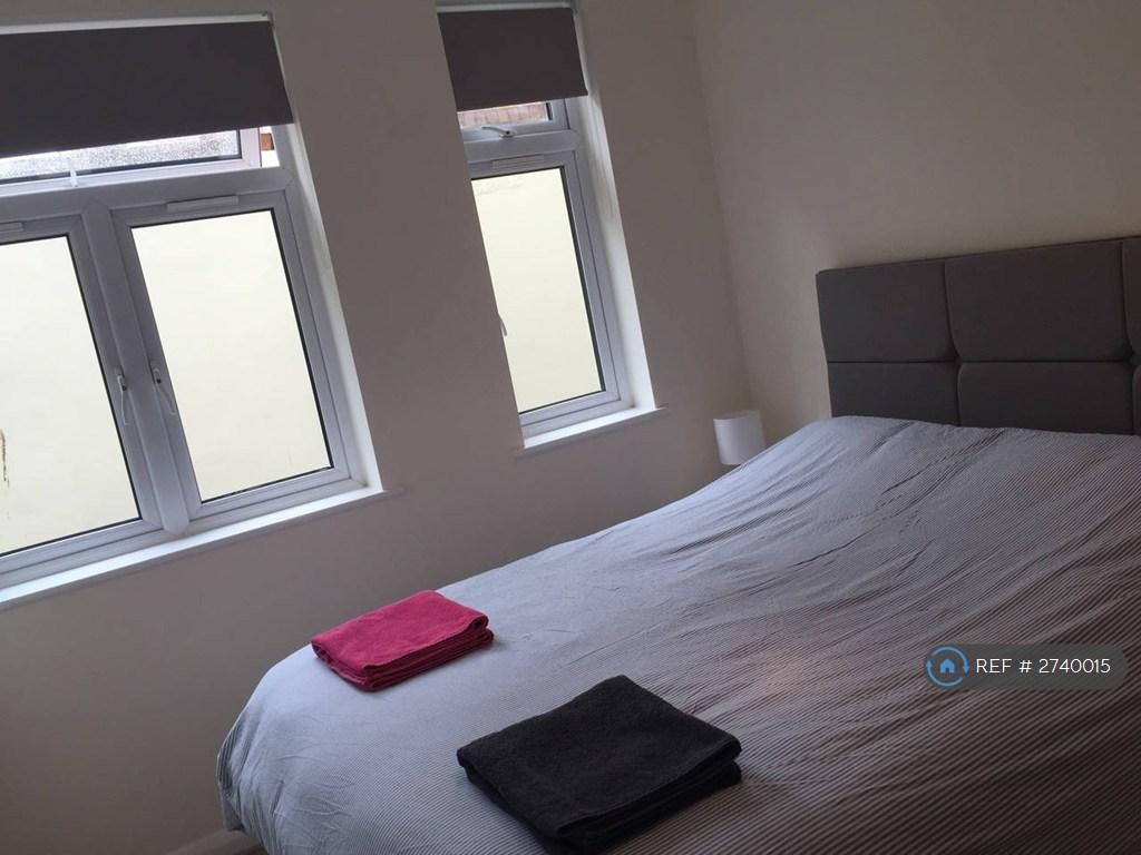 Double Bedroom