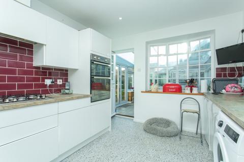 2 bedroom bungalow for sale, Cherry Orchard, Whitstable, CT5