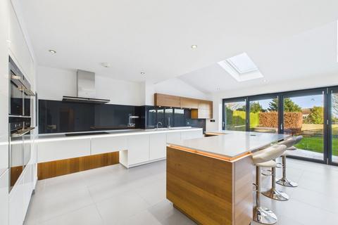 5 bedroom detached house for sale, Hookhills Road, Paignton
