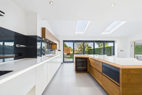 5 bedroom detached house for sale, Hookhills Road, Paignton