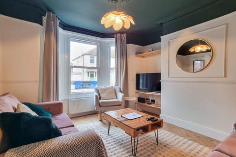 3 bedroom terraced house for sale, Regent Street, Whitstable, CT5