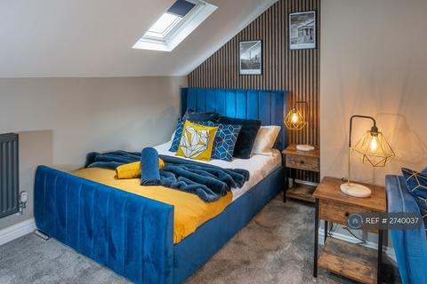Studio to rent, Swindon, Swindon, SN1