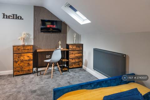 Studio to rent, Swindon, Swindon, SN1