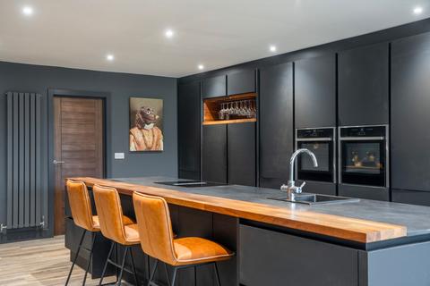 4 bedroom detached house for sale, Hall Lane, Frettenham