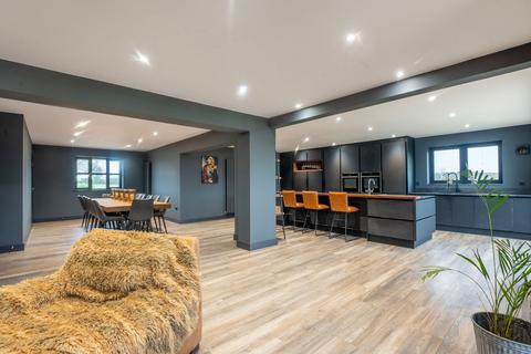 4 bedroom detached house for sale, Hall Lane, Frettenham